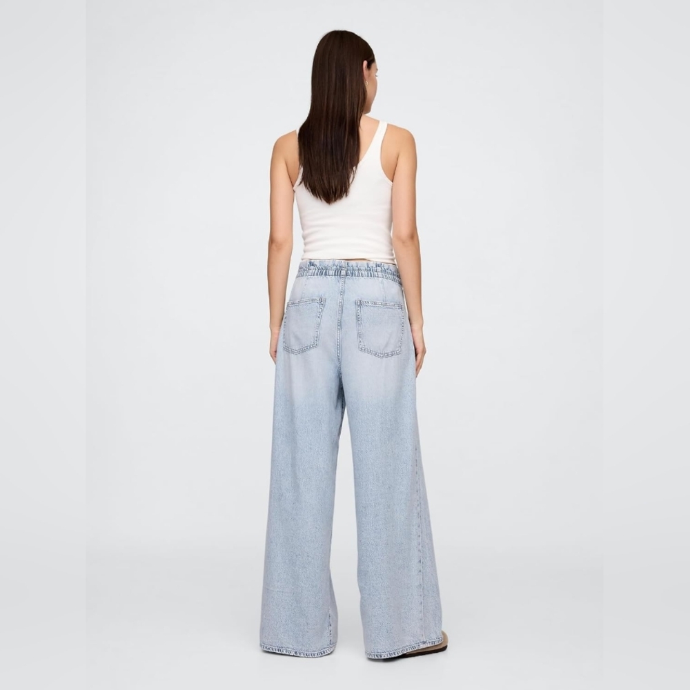 Gap High Rise SuperLight Pull-On Baggy Jeans Light Wash - Picture 3 of 4